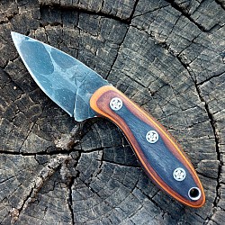 Knife 129 - drop point with a 2 1/2