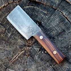 Knife Q - mini cleaver with a 2 3/4