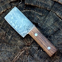 Knife T - mini cleaver with 2 1/2