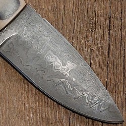 Knife 123 - drop point layered damascus with a 4