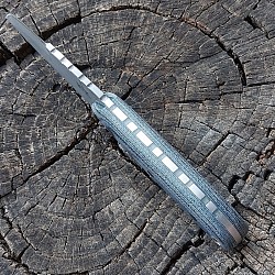 Knife 176 - bushcraft style with a 4 1/4