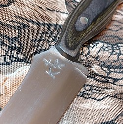 Knife 101 - trailing point with a 4