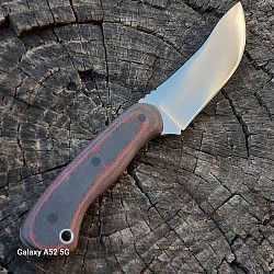 Knife 216 -  elk & mule deer skinner with a 4 3/4