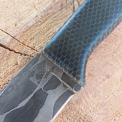 Knife 226 - drop point with a 4 1/4