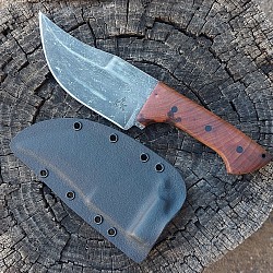 Knife 277 - skinner with a 5 1/2