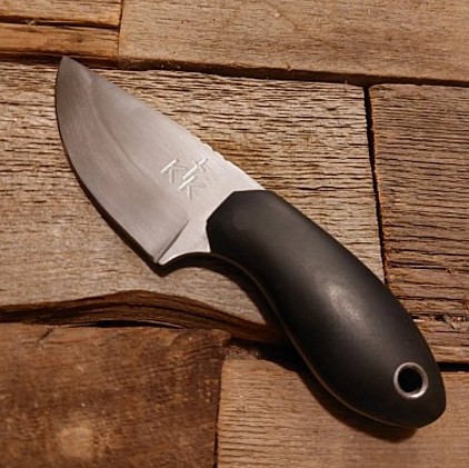Knife 108 - straight back with a 2 3/4