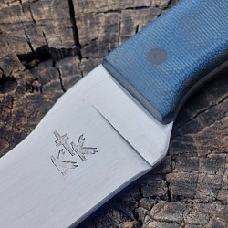 Knife 294 - skinner with a 5 1/2