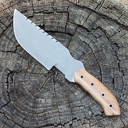 Knife 301 - Big tracker with a 7 1/2