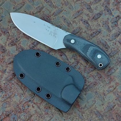 Knife 323 - 